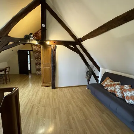 Holiday home Maison De Ferme Restauree Avec Mini Ferme, Terrasse Et Grand Jardin Pres De La Vallee Du Cher - Fr-1-489-270